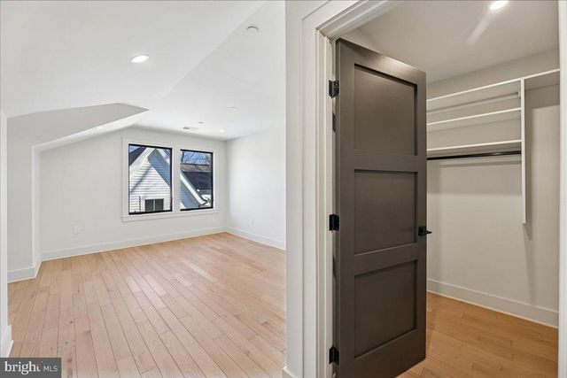 4428 ALBEMARLE ST NW, Washington, DC 20016