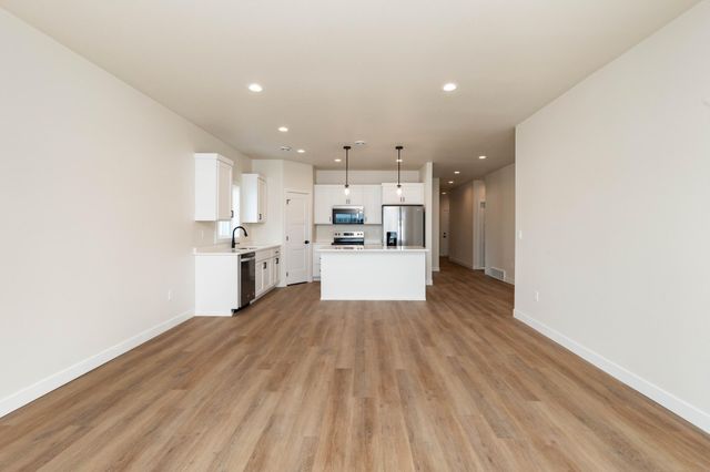 1600 5th Avenue NE, Dilworth, MN 56529