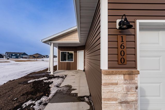 1600 5th Avenue NE, Dilworth, MN 56529