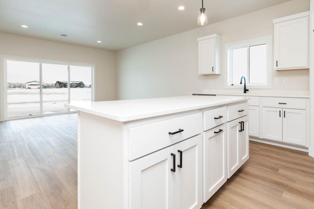 1600 5th Avenue NE, Dilworth, MN 56529