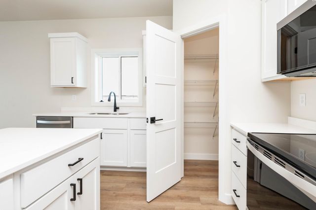 1600 5th Avenue NE, Dilworth, MN 56529