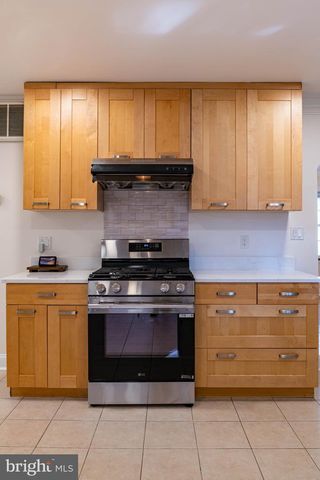 5409 EASTON DR, Springfield, VA 22151