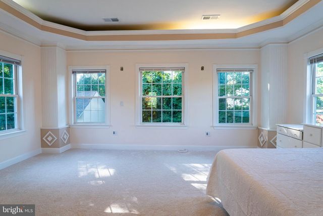 5409 EASTON DR, Springfield, VA 22151