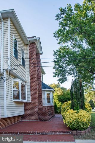 5409 EASTON DR, Springfield, VA 22151