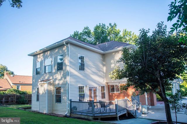 5409 EASTON DR, Springfield, VA 22151