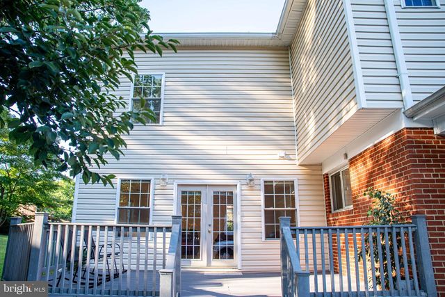 5409 EASTON DR, Springfield, VA 22151