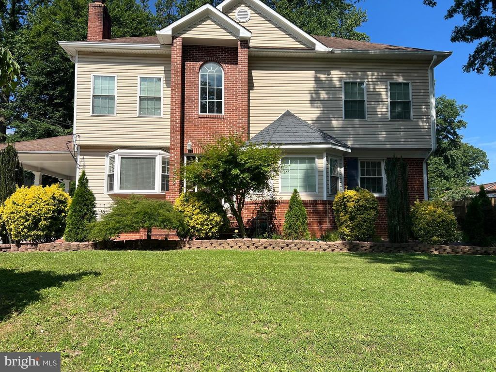 5409 EASTON DR, Springfield, VA 22151