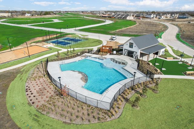 2403 Liberty Crossing Avenue, Royse City, TX 75189