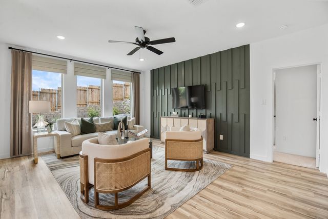 2403 Liberty Crossing Avenue, Royse City, TX 75189