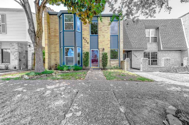 2470 Country Club Drive, Pearland, TX 77581