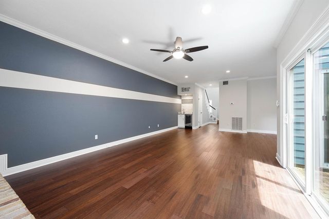 2470 Country Club Drive, Pearland, TX 77581