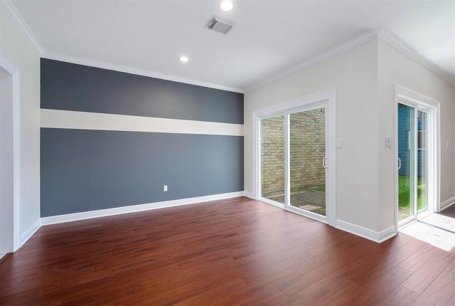 2470 Country Club Drive, Pearland, TX 77581