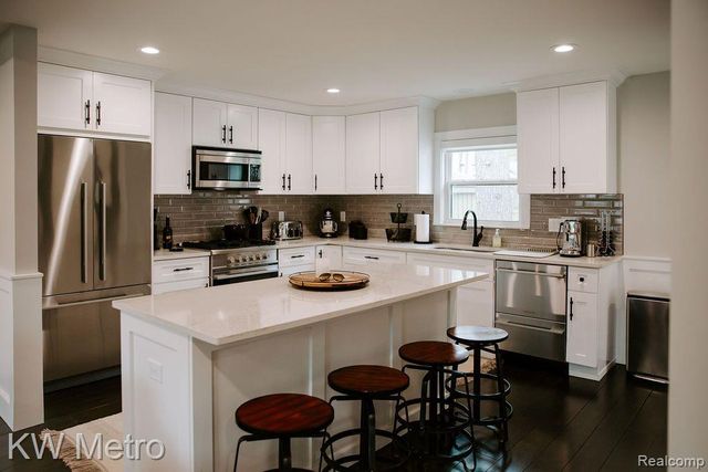 973 Allen Drive, Northville, MI 48167