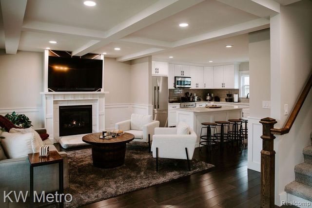 973 Allen Drive, Northville, MI 48167