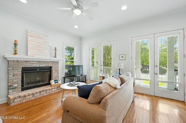 1618 Cypress Lane, Gulfport, MS 39507