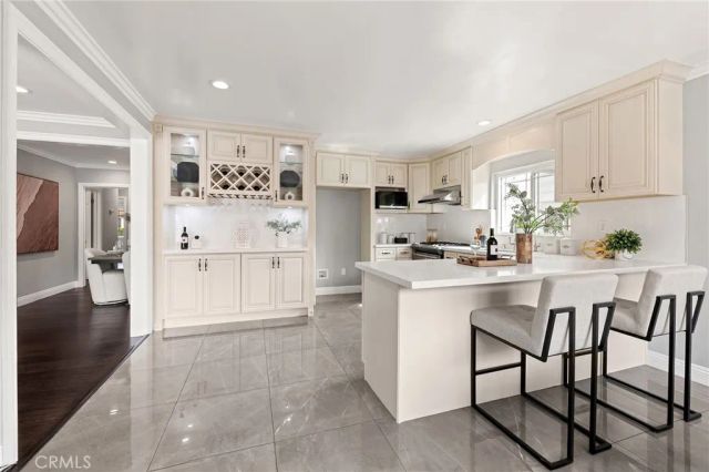 1025 S Vega Street, Alhambra, CA 91801