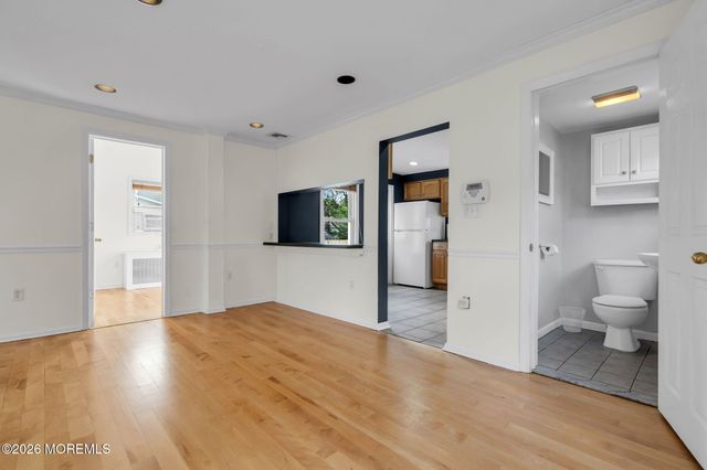 17 Brevent Avenue, Leonardo, NJ 07737