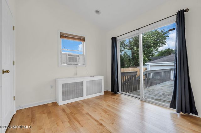 17 Brevent Avenue, Leonardo, NJ 07737