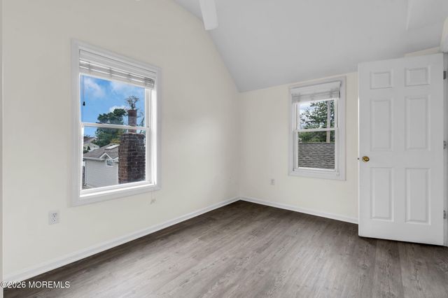 17 Brevent Avenue, Leonardo, NJ 07737