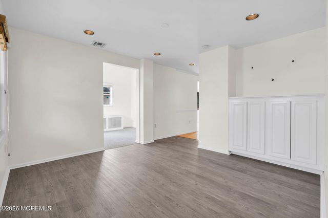 17 Brevent Avenue, Leonardo, NJ 07737