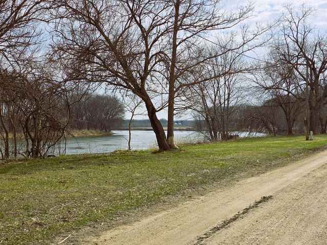 13420 Howard Road, Prophetstown, IL 61277