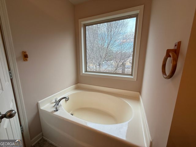 57 Thorncrest Court, Tucker, GA 30084