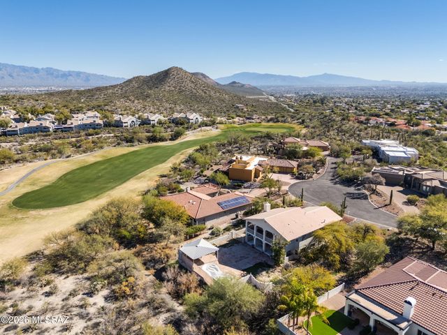 1140 S Singing Bird Court, Tucson, AZ 85745