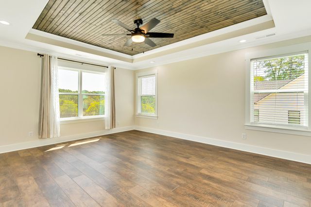 10909 Dolly Pond Road, Ooltewah, TN 37363