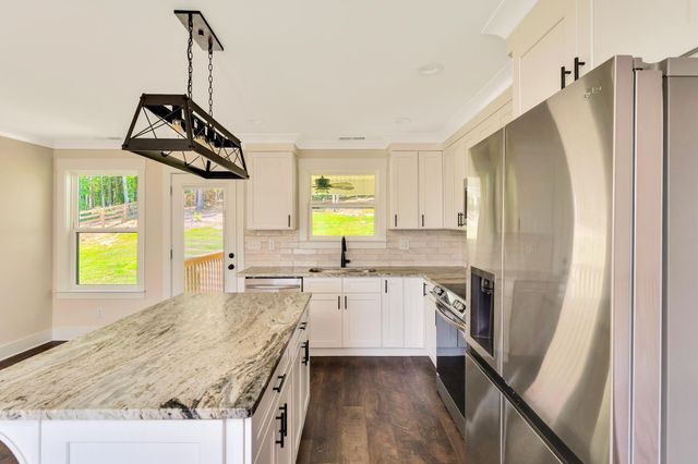 10909 Dolly Pond Road, Ooltewah, TN 37363
