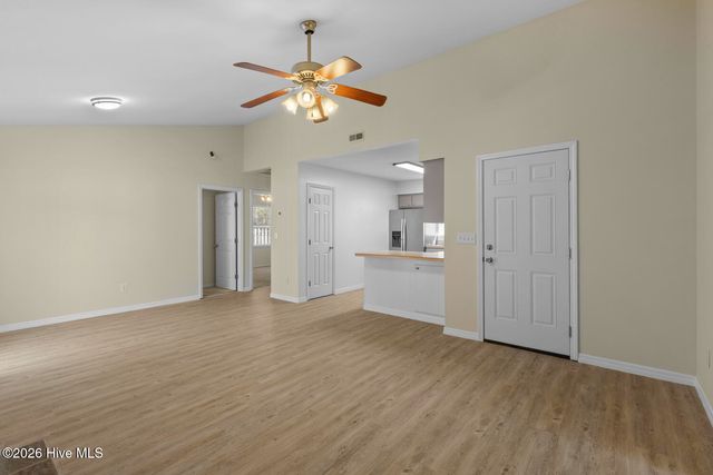 109 Gladiola Drive, New Bern, NC 28562