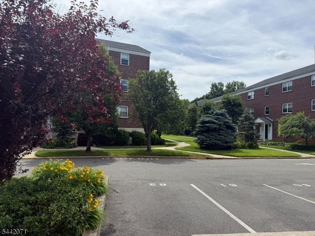 974 Main St, Hackensack City, NJ 07601