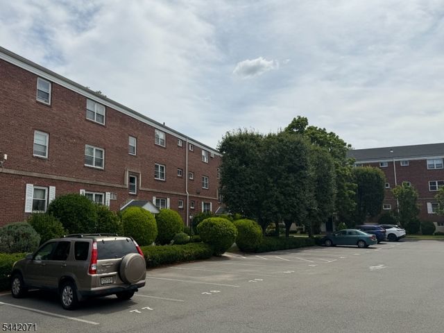 974 Main St, Hackensack City, NJ 07601