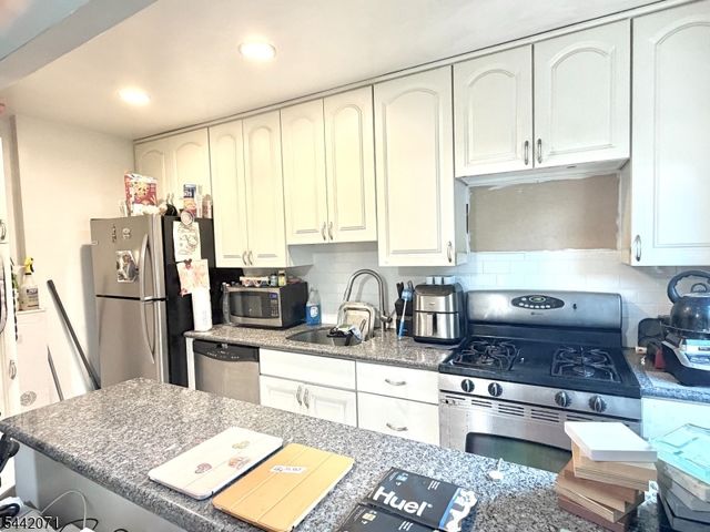 974 Main St, Hackensack City, NJ 07601