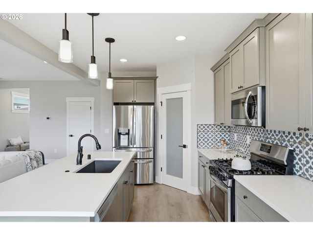 13534 Ne 110TH Way, Vancouver, WA 98682
