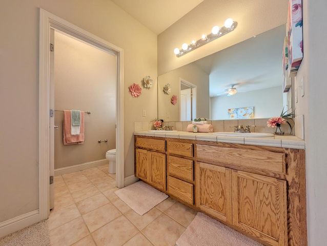 6710 Baldwin St, Valley Springs, CA 95252