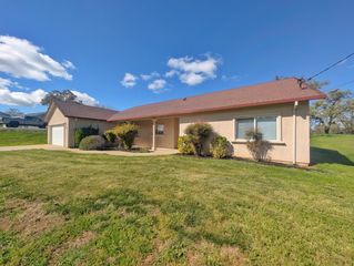 6710 Baldwin St, Valley Springs, CA 95252