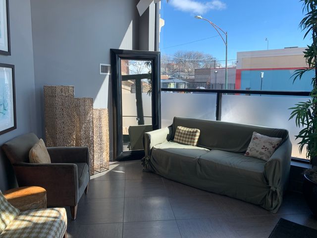 3300 W Irving Park Road M3, Chicago, IL 60618