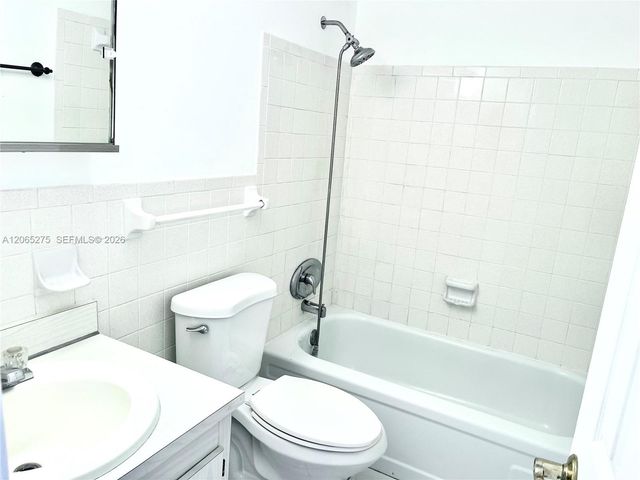 2145 Pierce Street 421, Hollywood, FL 33020