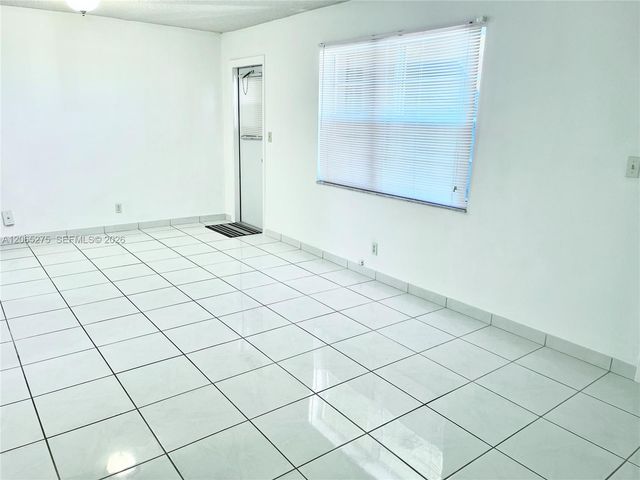 2145 Pierce Street 421, Hollywood, FL 33020