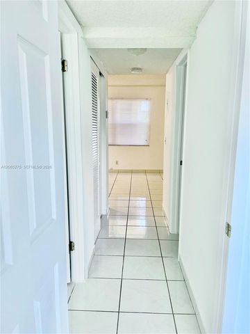2145 Pierce Street 421, Hollywood, FL 33020
