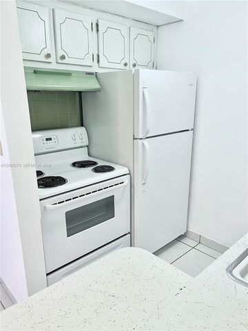 2145 Pierce Street 421, Hollywood, FL 33020