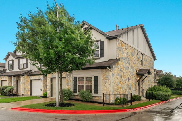 11807 Frenchie LN 1404, Austin, TX 78748