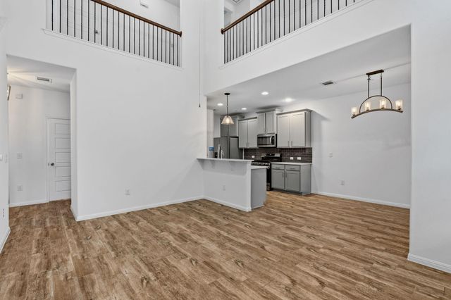 11807 Frenchie LN 1404, Austin, TX 78748