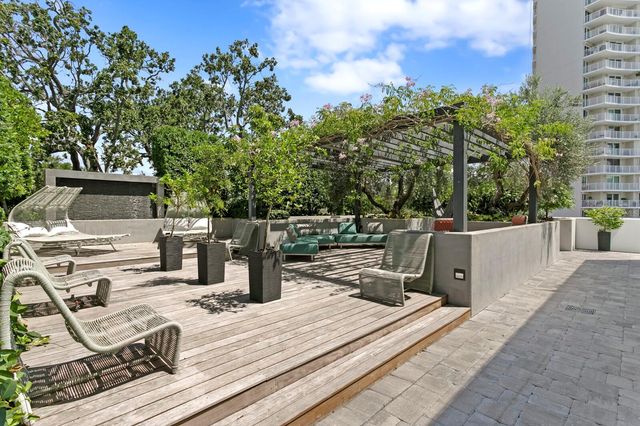 2619 BAYSHORE BOULEVARD 200, Tampa, FL 33629