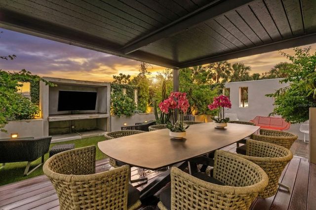 2619 BAYSHORE BOULEVARD 200, Tampa, FL 33629