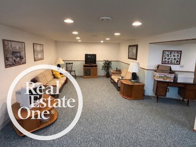 22943 Masonic Boulevard, St Clair Shores, MI 48082