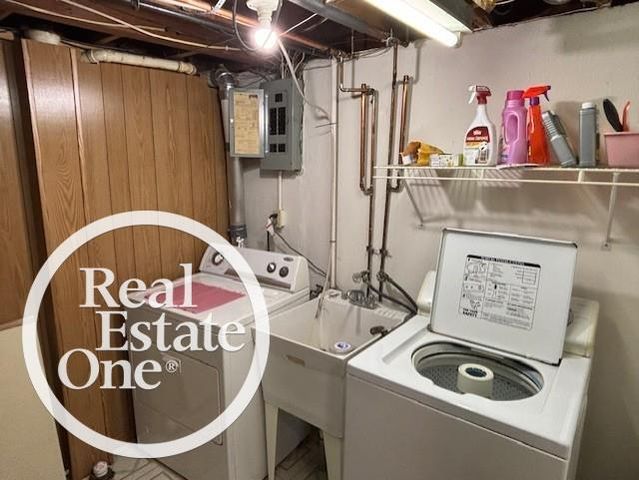 22943 Masonic Boulevard, St Clair Shores, MI 48082