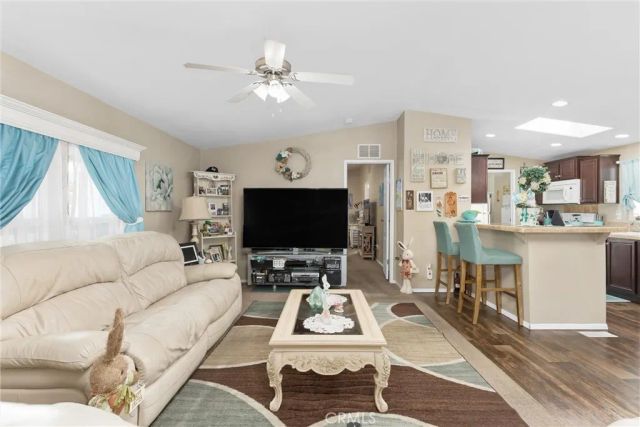 2755 Arrow 94, La Verne, CA 91750