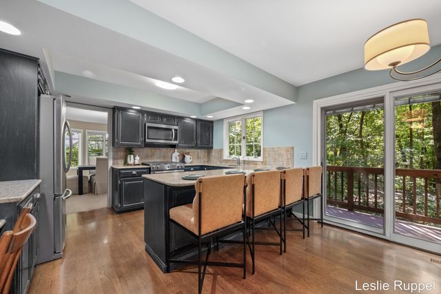 1700 Mont Rue Drive Se, Cascade Twp, MI 49546