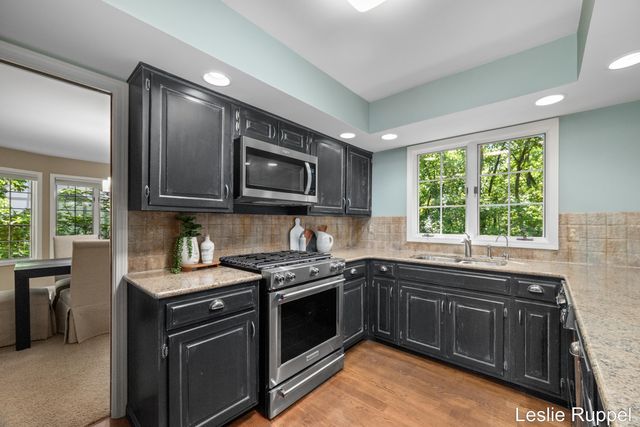1700 Mont Rue Drive Se, Cascade Twp, MI 49546